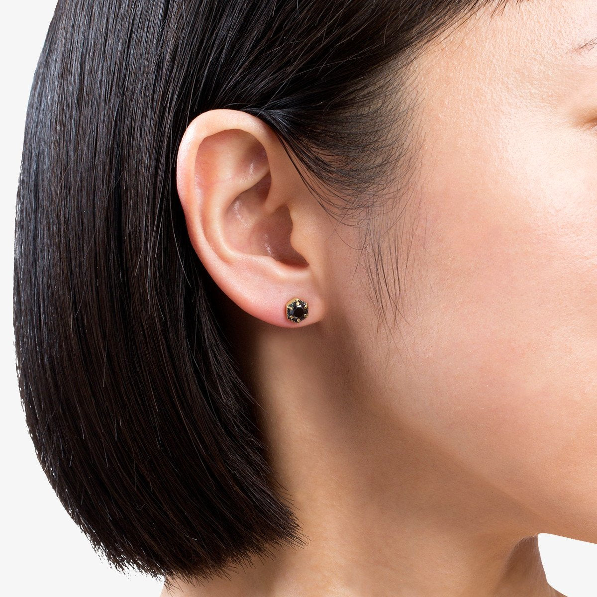 18K Yellow Gold on Model