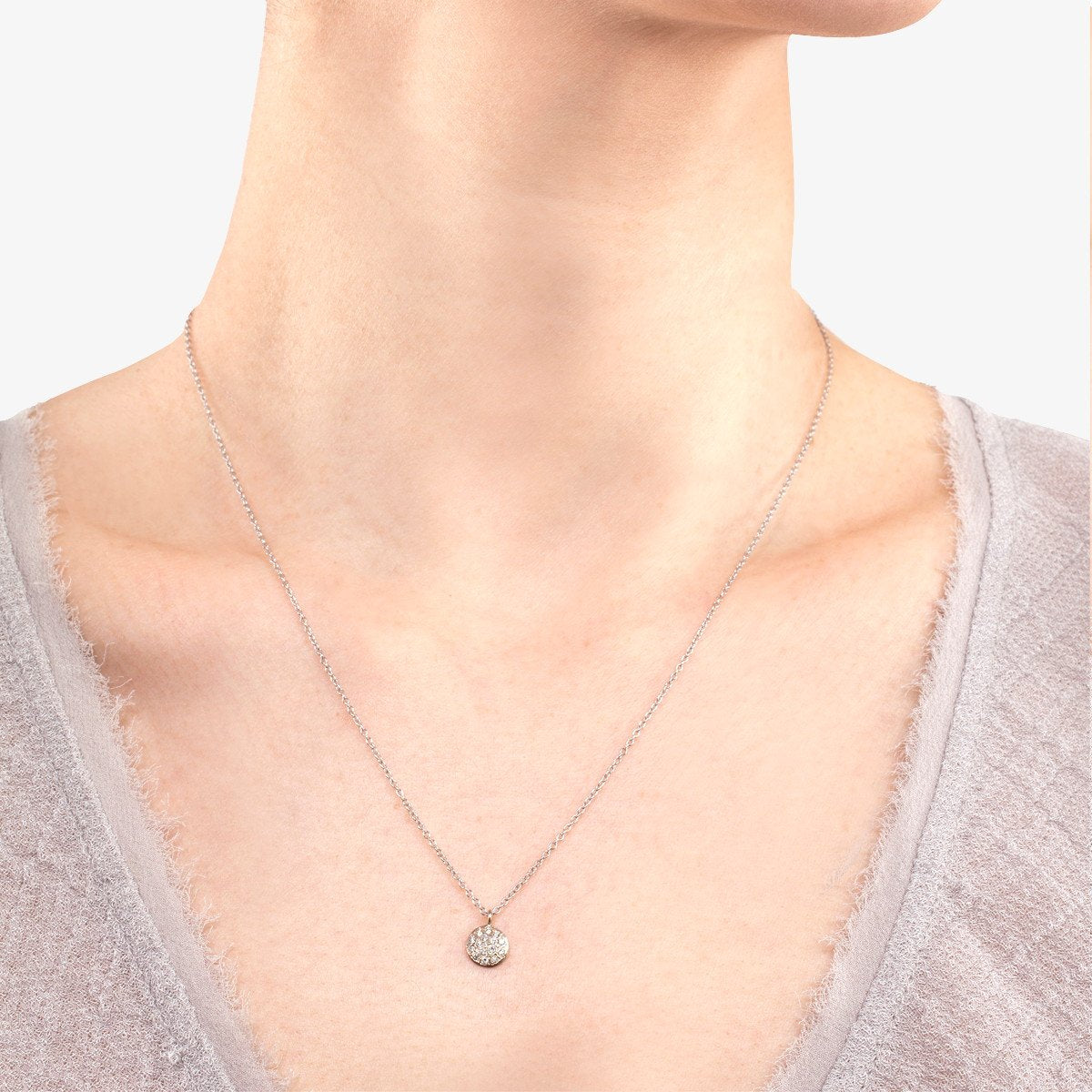 18K White Gold on Model