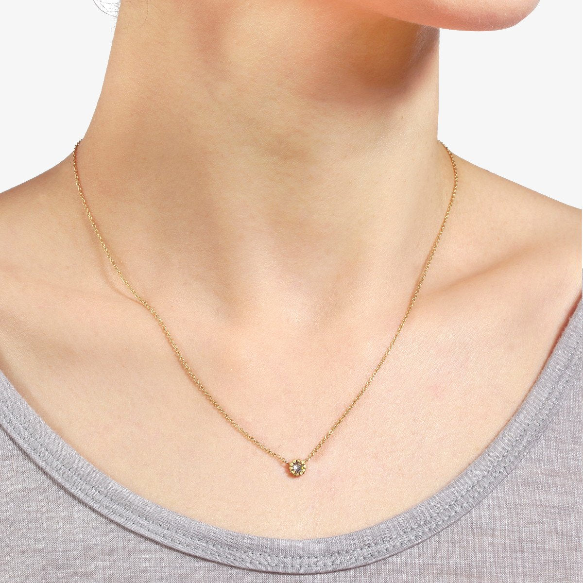 18K Yellow Gold on Model