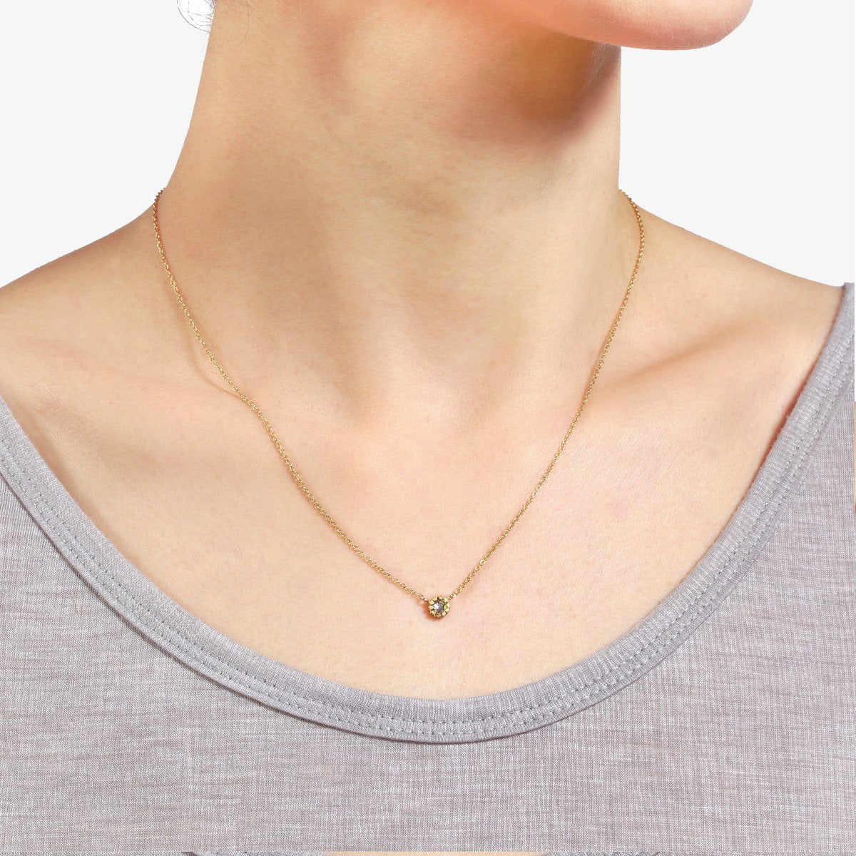 18K Yellow Gold on Model