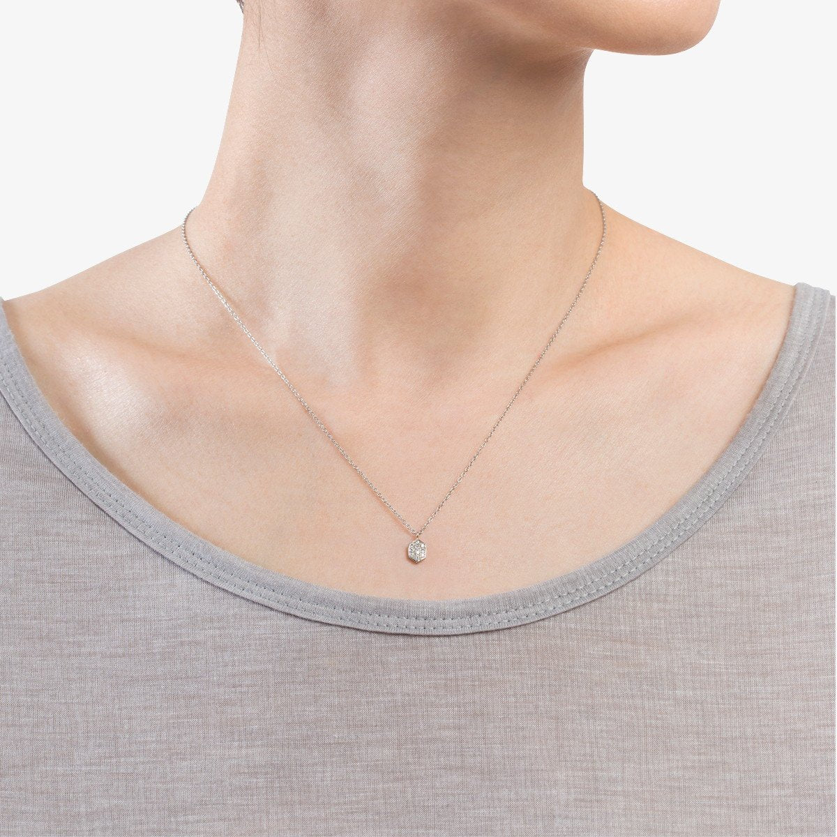 18K White Gold on Model