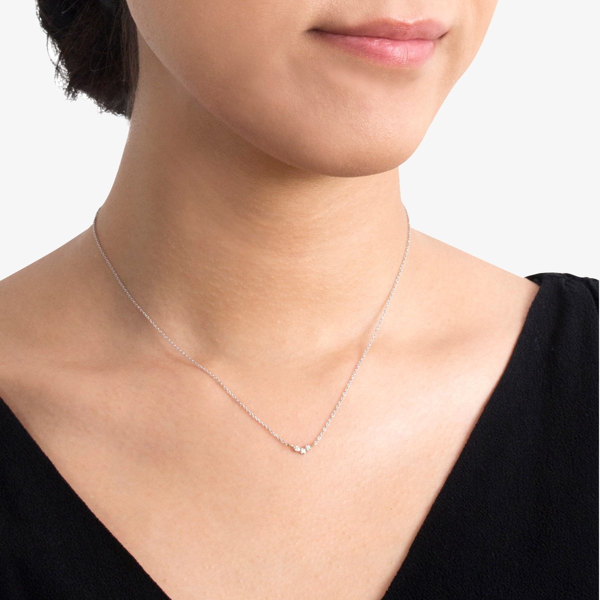 18K White Gold on Model