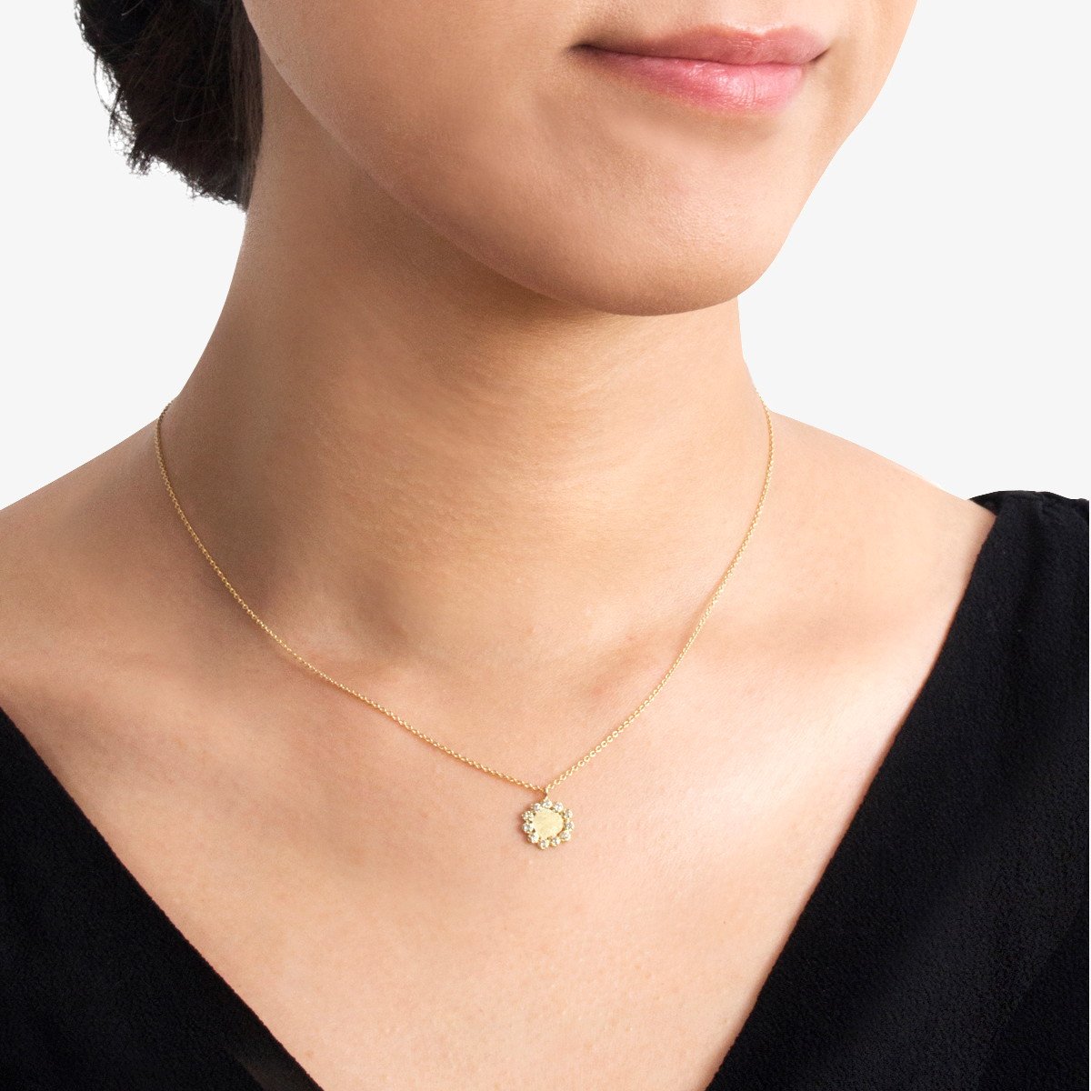 18K Yellow Gold on Model