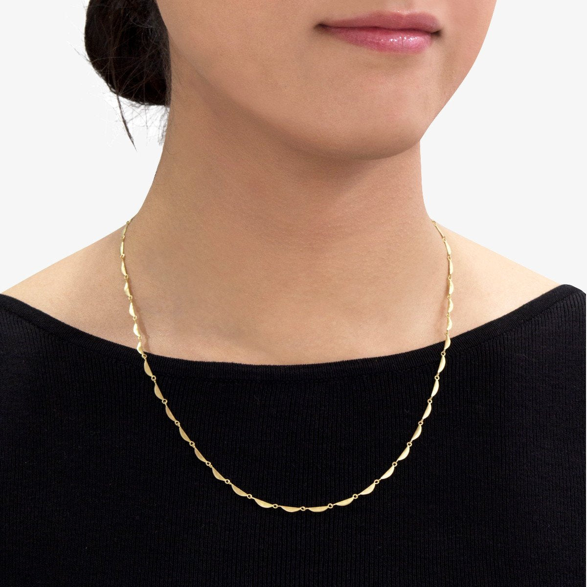 18K Yellow Gold on Model