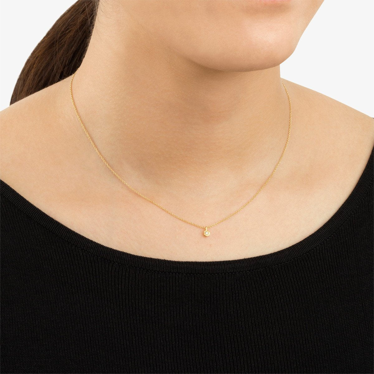 18K Yellow Gold on Model