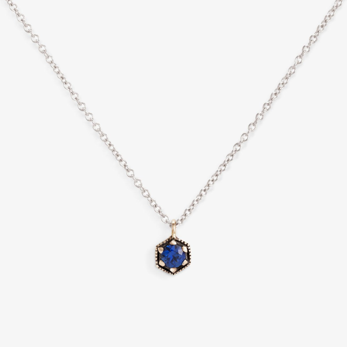 18K White Gold