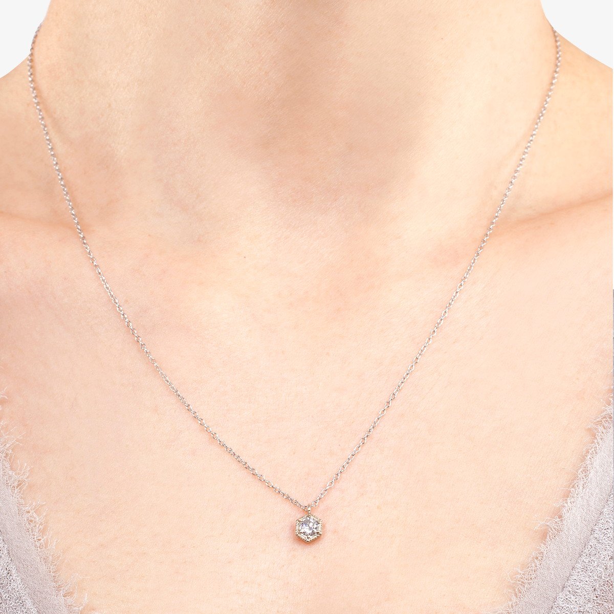 18K White Gold on Model
