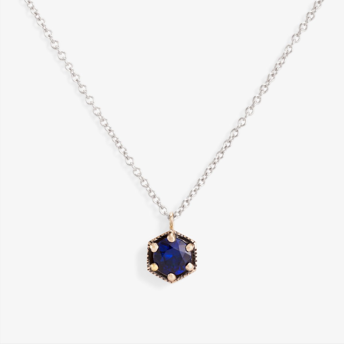 18K White Gold